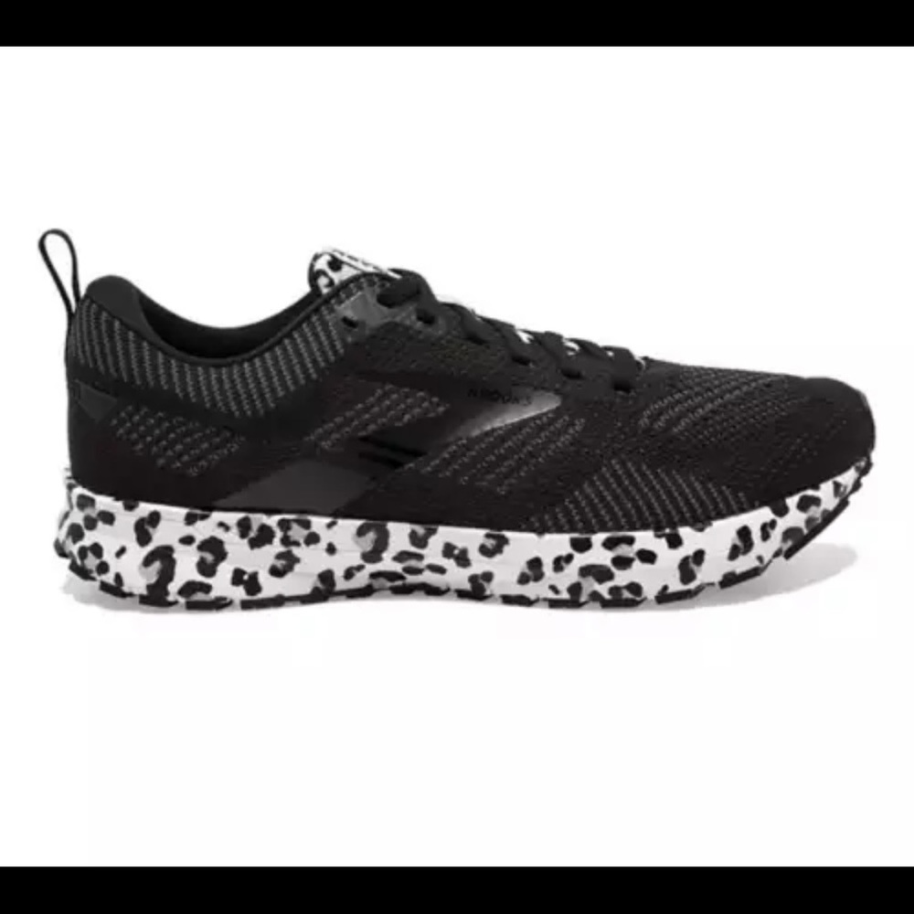 Women’s Brooks Revel 5 Running Shoes Snow Leopard Sold out in stores